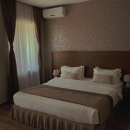 Old Metekhi Hotel Tiflis Dış mekan fotoğraf