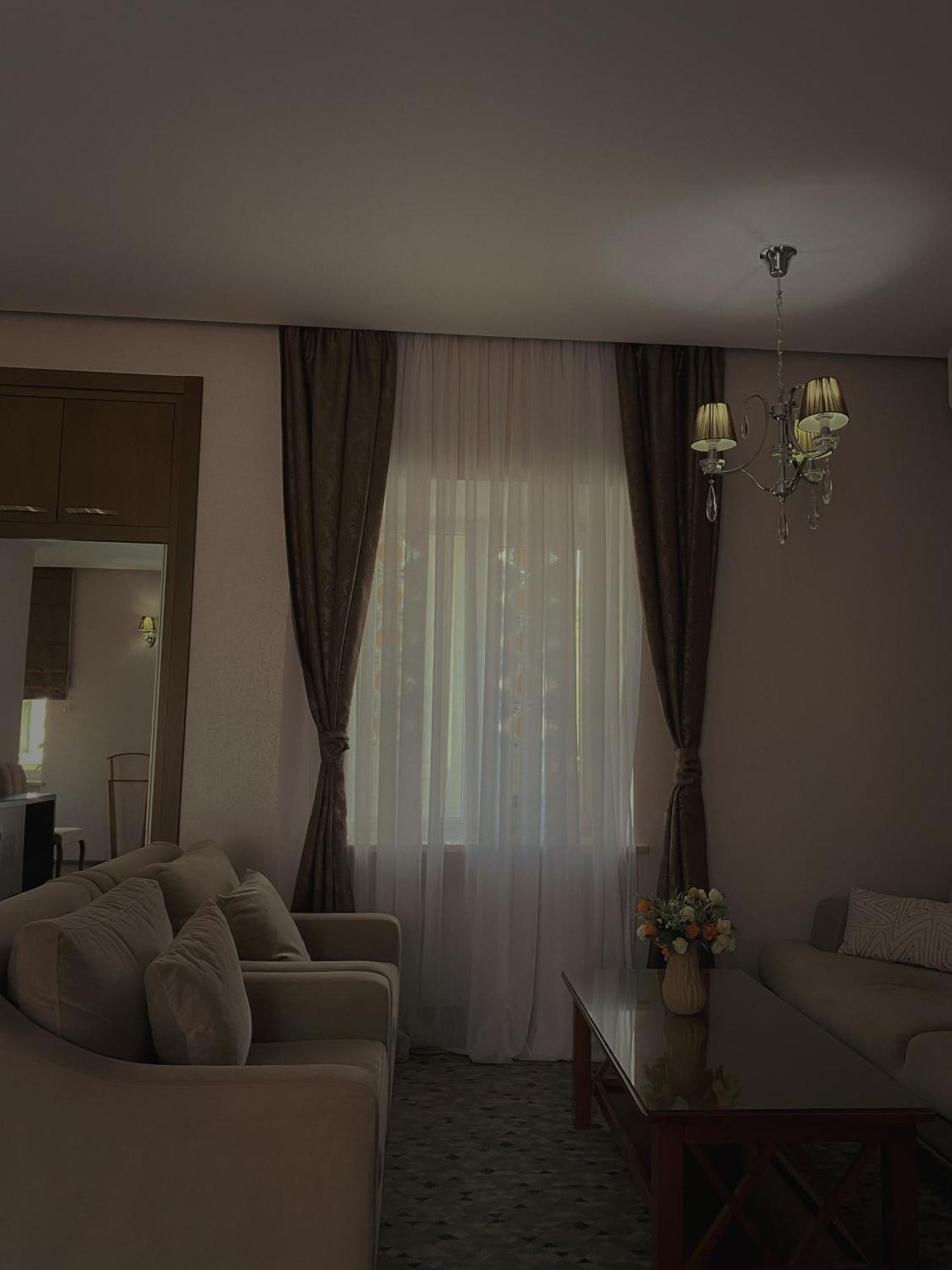 Old Metekhi Hotel Tiflis Dış mekan fotoğraf
